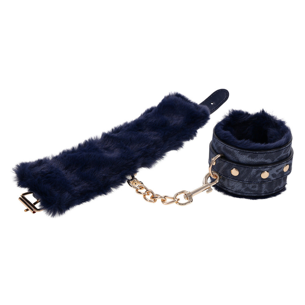 Sportsheets Cougar Faux Fur Handcuffs